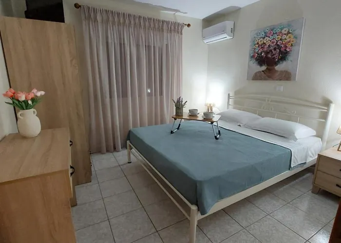 Alexandra By The Sea Неа-Перамос